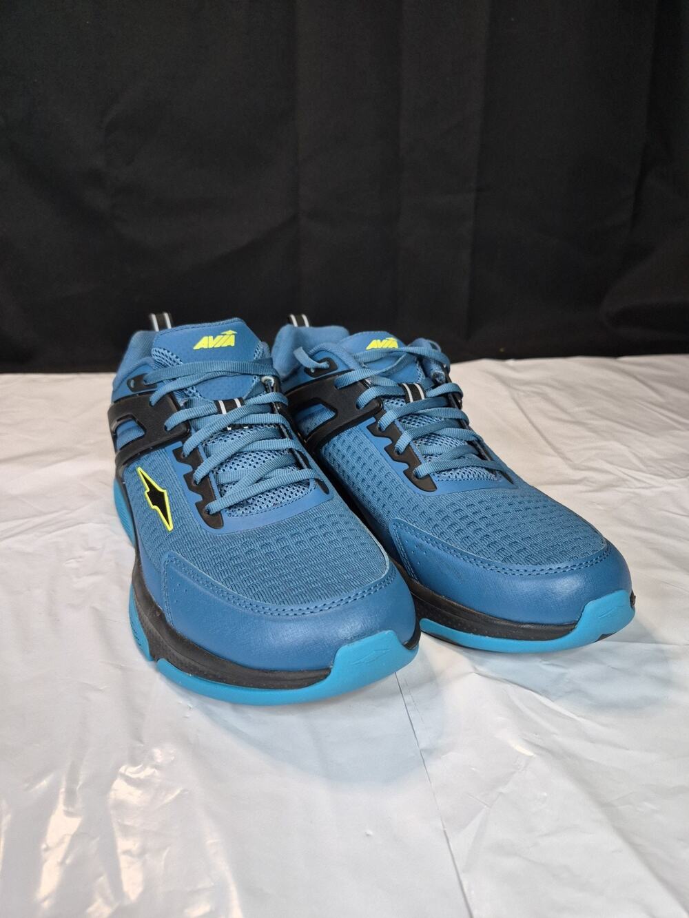 Avia Men’s Athletic Sneakers Shoes Outdoors (Model MNAV45GX021) – Size 11.5